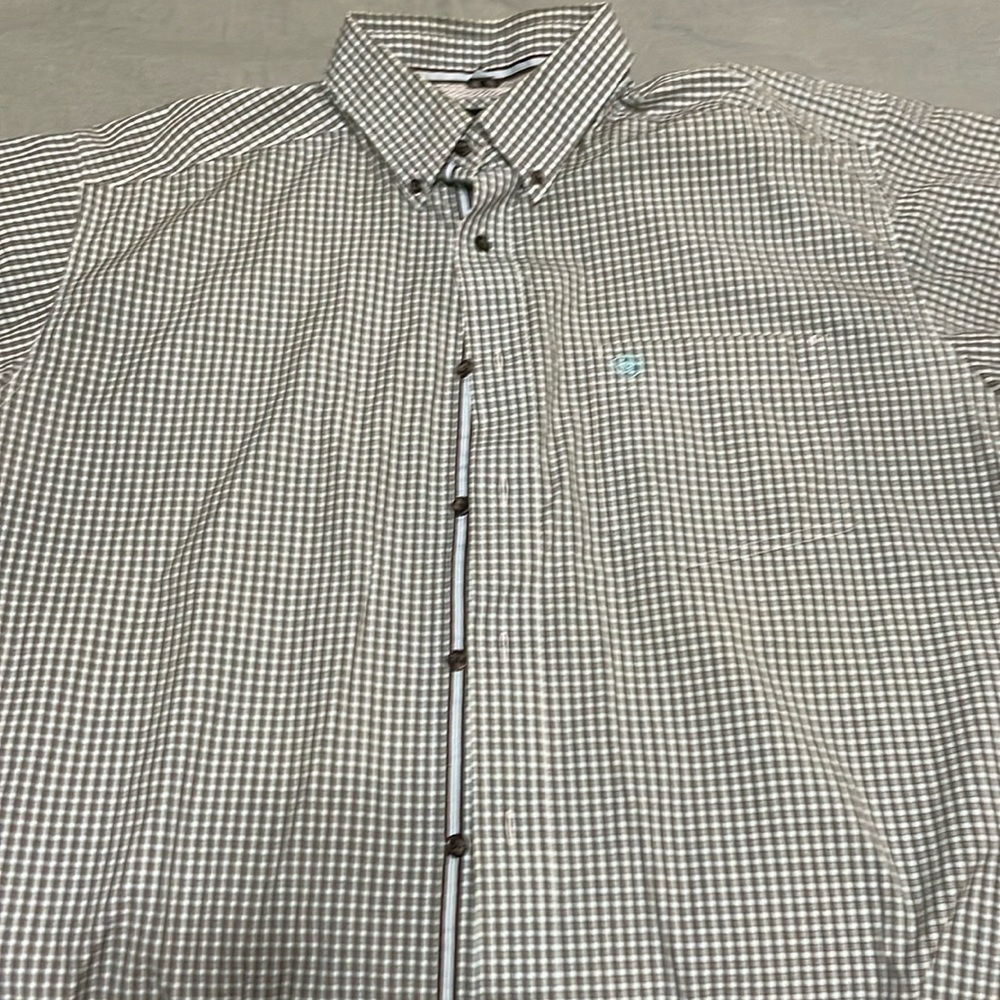 Ariat pro series short sleeve button up